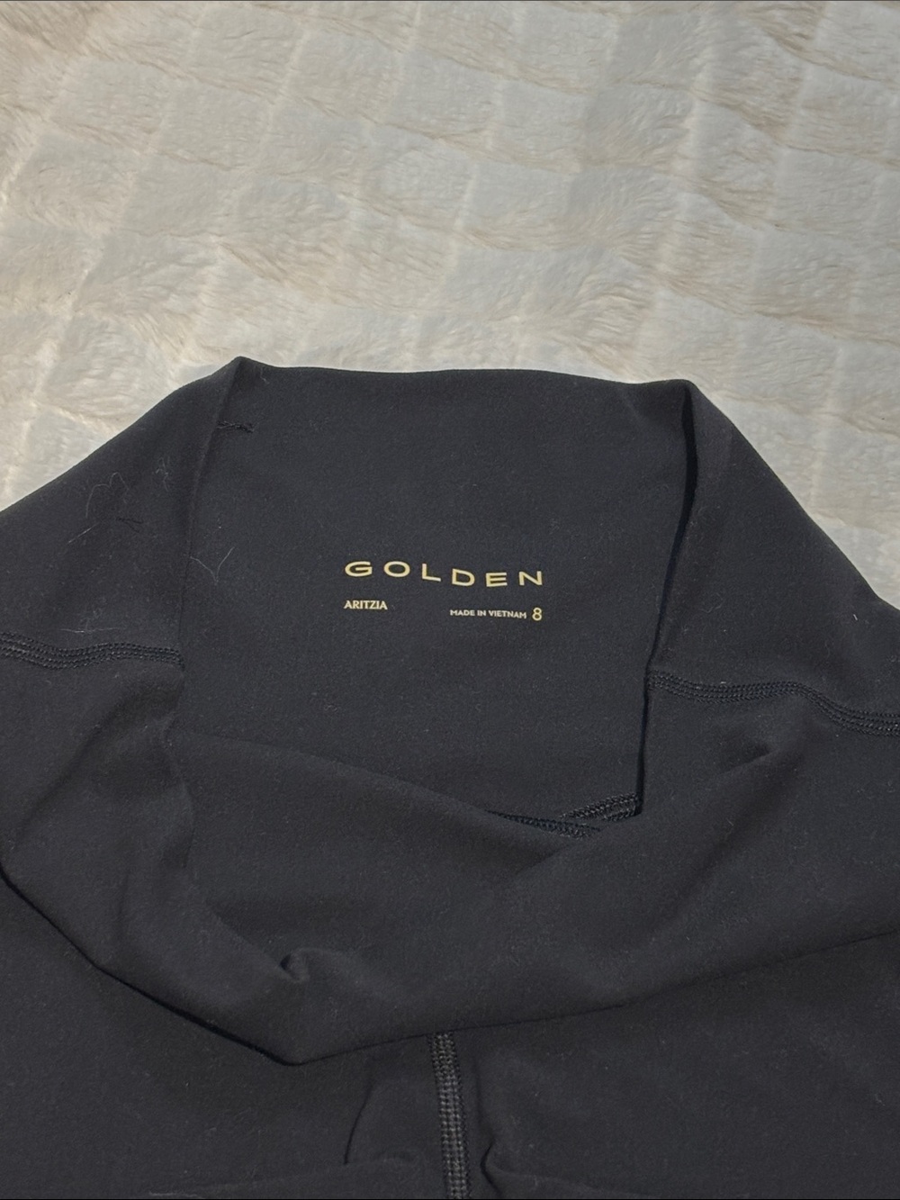 Aritzia Golden BUTTER Cheeky Hi-Rise 5” Short - Picture 5 of 5